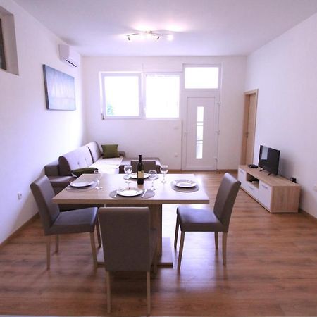Apartman Darija Podstrana Exteriör bild