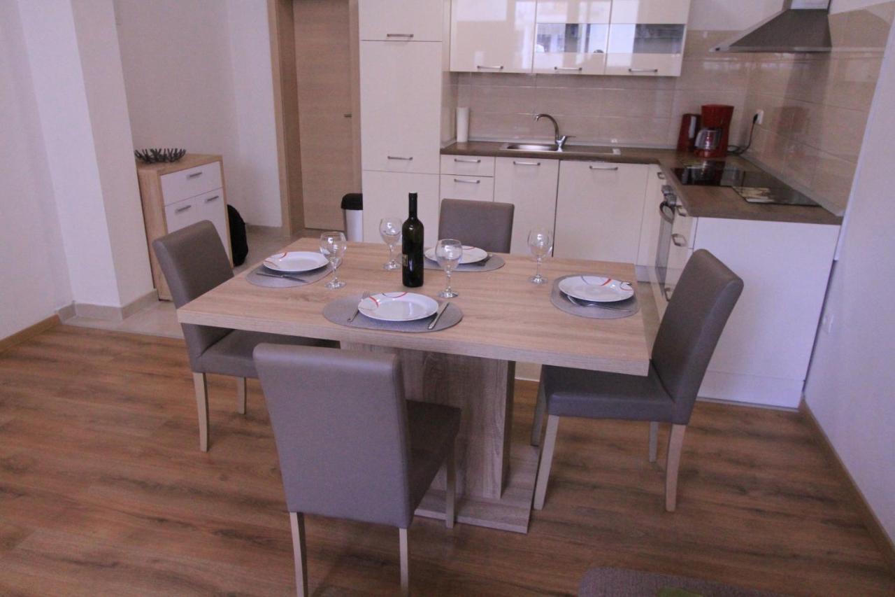 Apartman Darija Podstrana Exteriör bild