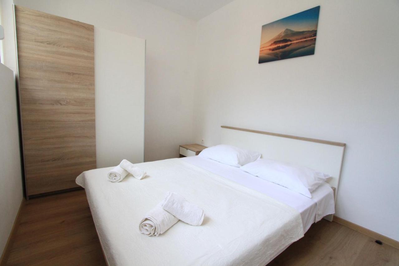 Apartman Darija Podstrana Exteriör bild