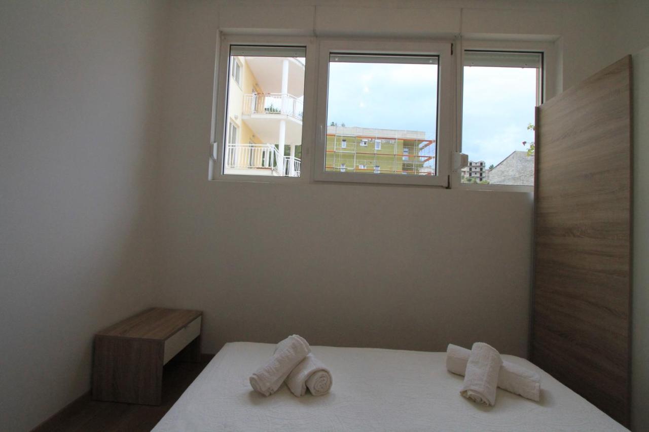 Apartman Darija Podstrana Exteriör bild