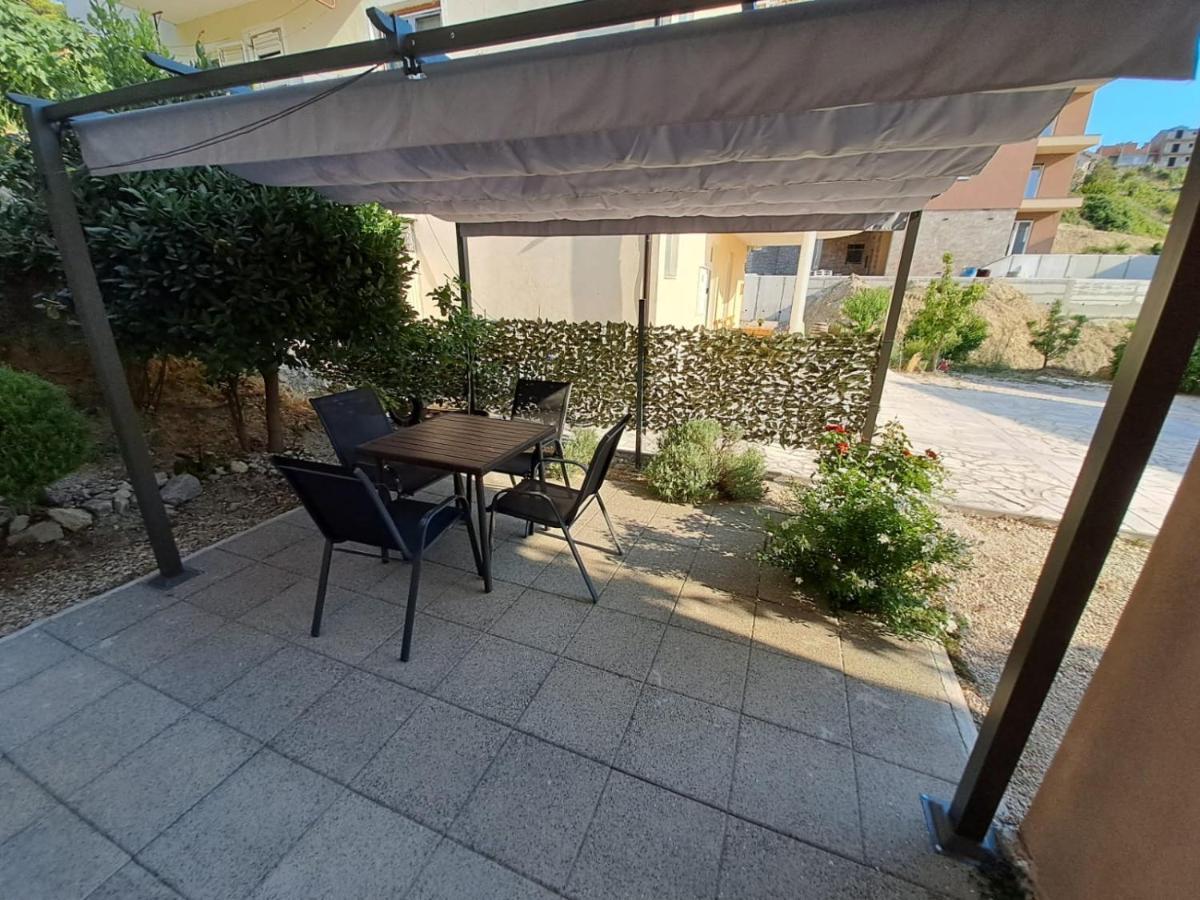 Apartman Darija Podstrana Exteriör bild